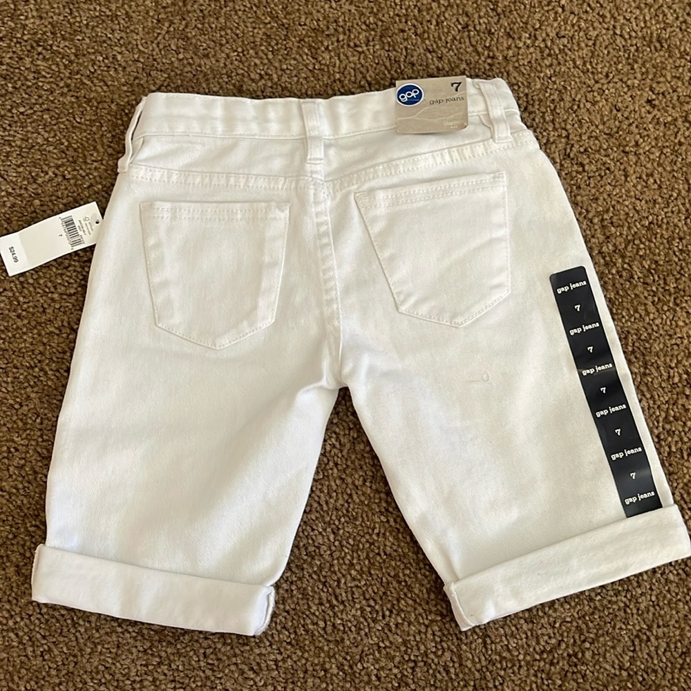 Girls Gapkids Jean shorts size 7